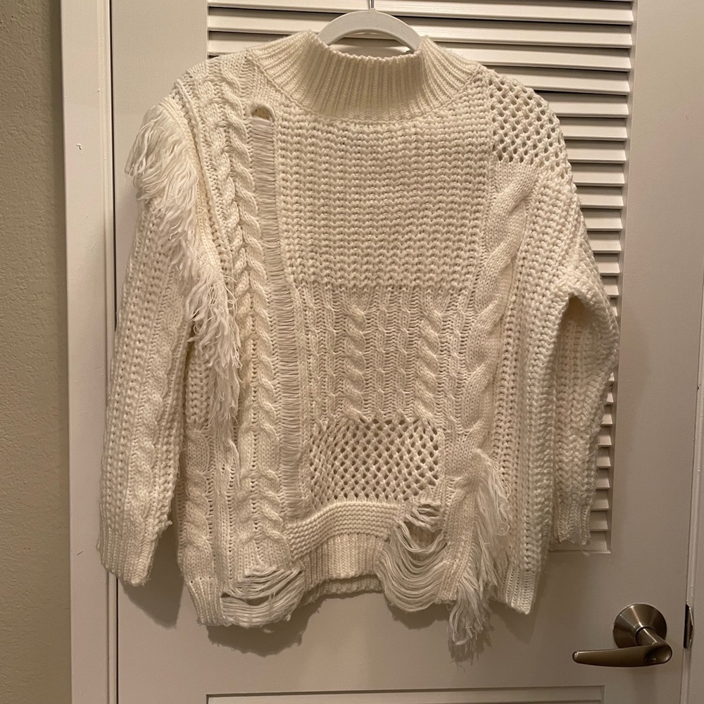 Lumiere white sweater